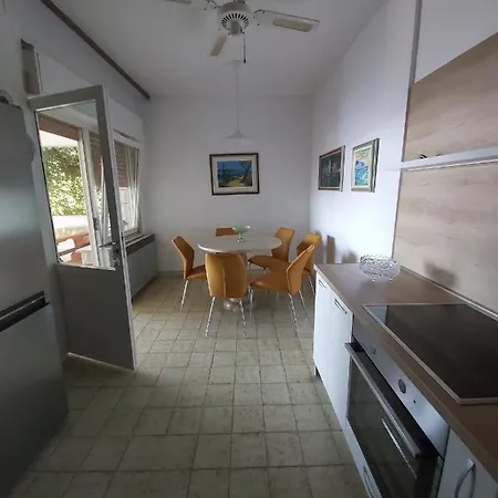 Apartament By The Sea Stanici, Omis - 1031