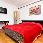 Appartement By The Sea Stanici, Omis - 1031 Tice
